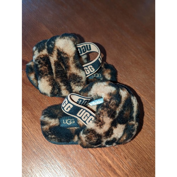 UGG Other - UGG leopard print infant toddler slippers size 6